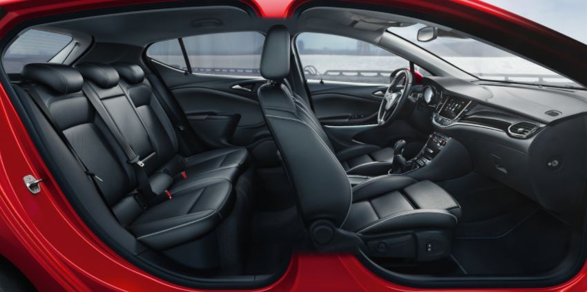 Holden Astra 2016 Interior